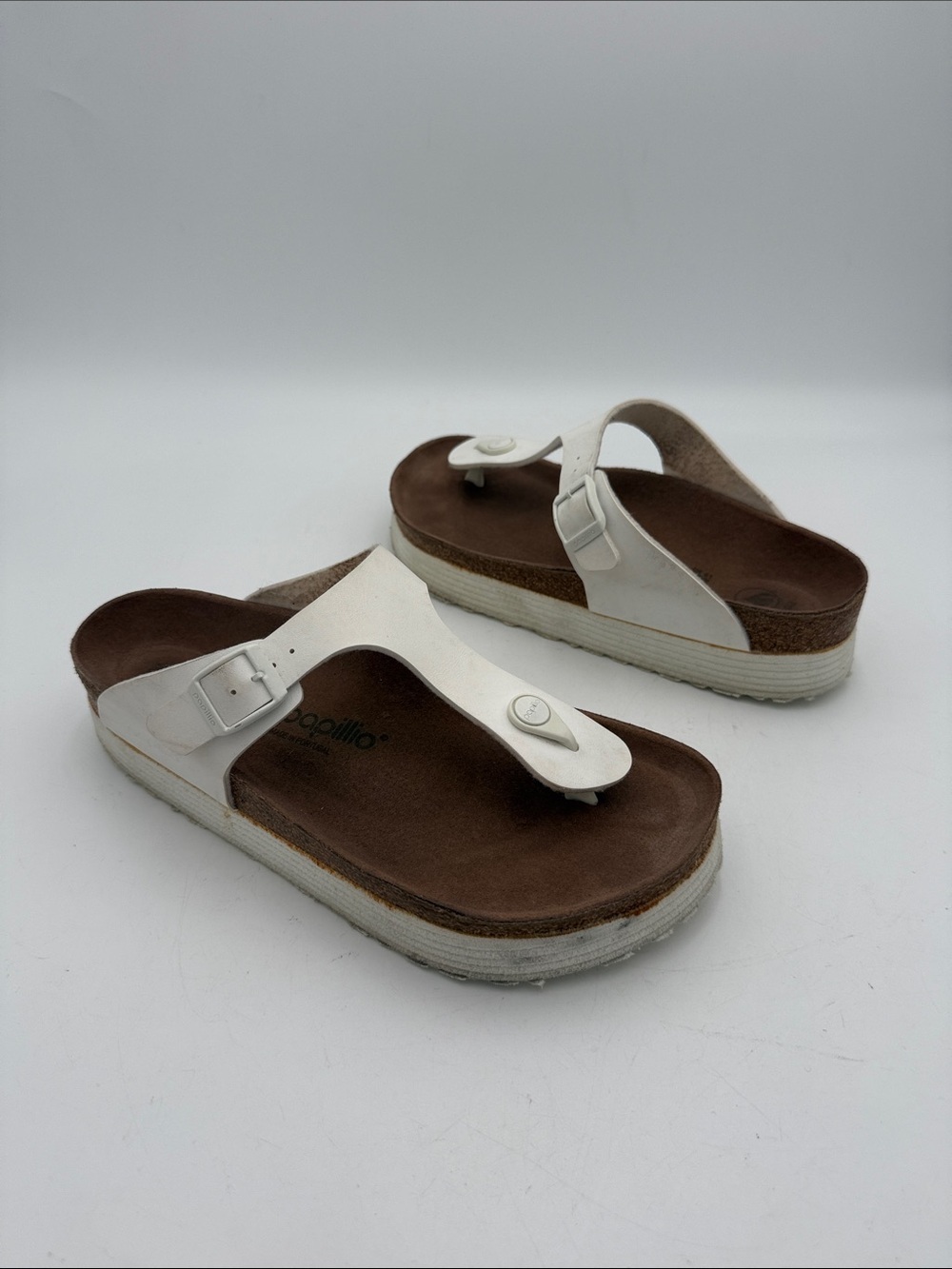 Papillio Birkenstock White Thong Platform Sandals Buckle women 9 vacation Y2K